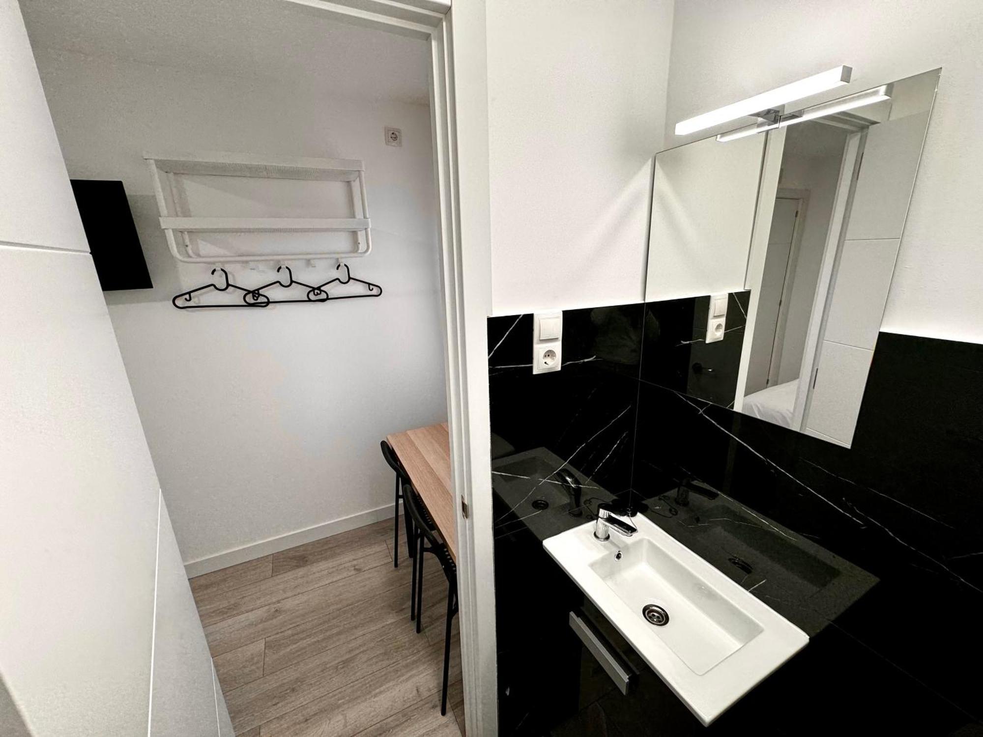 Rooms Rayo Madrid Exterior photo